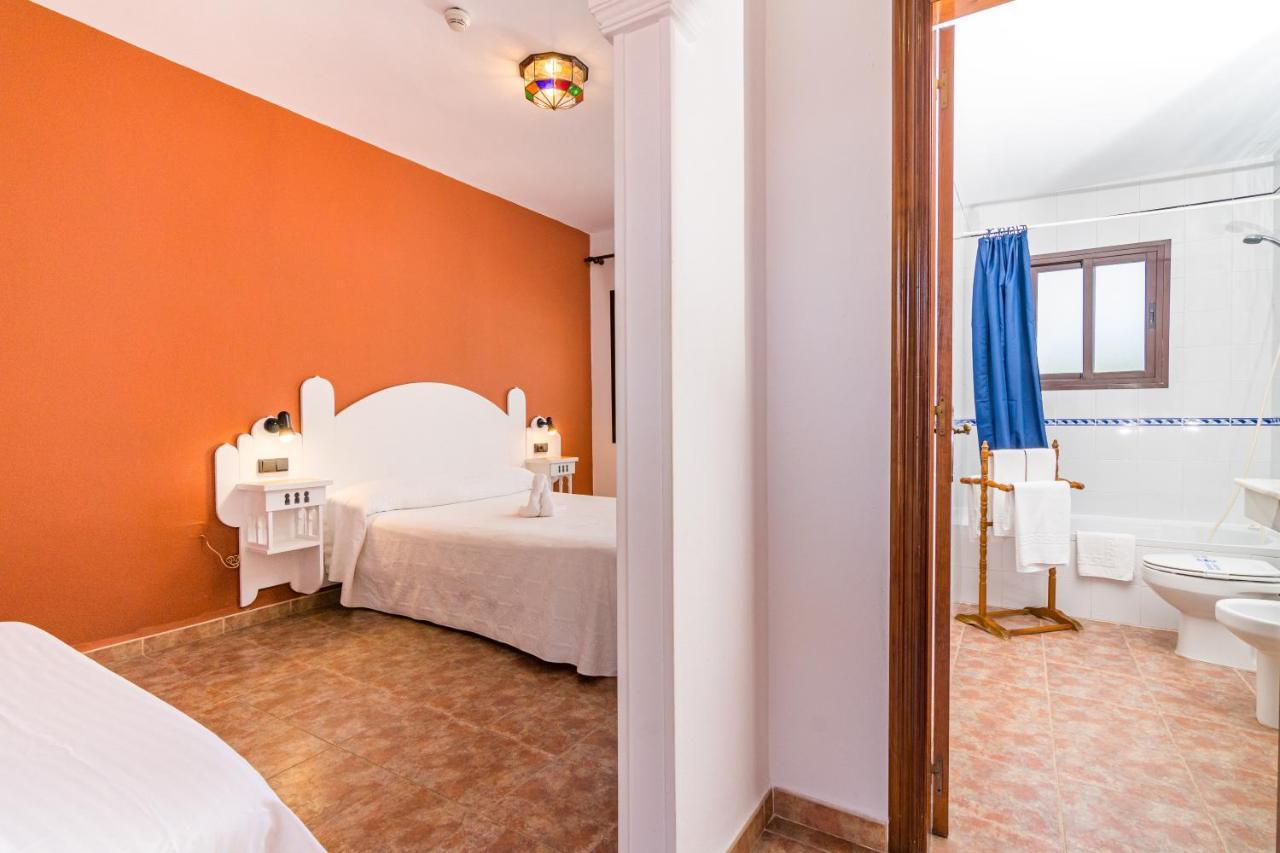 Hostal Alhambra サオラ エクステリア 写真