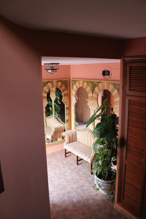 Hostal Alhambra サオラ エクステリア 写真